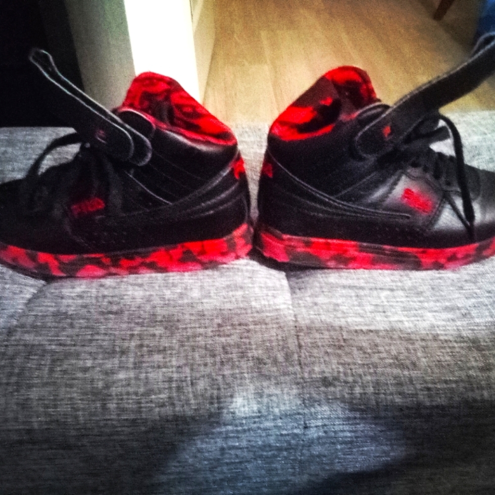 Little Boys Fila's size 13
